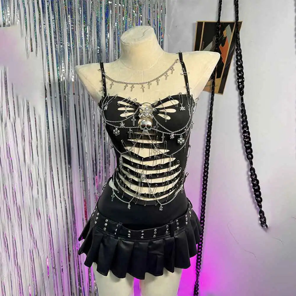 Women's Y2K Gothic Cross Crop Top Emo Grunge Punk Tank Egirl 90s Style Sexy Black Goth ALT T-Shirt for Festival Rave Party Wear