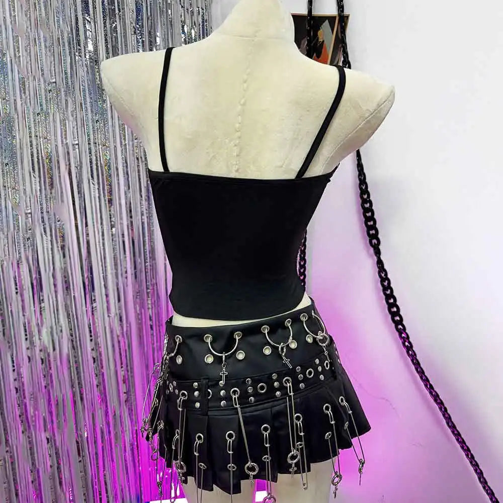 Women's Y2K Gothic Cross Crop Top Emo Grunge Punk Tank Egirl 90s Style Sexy Black Goth ALT T-Shirt for Festival Rave Party Wear