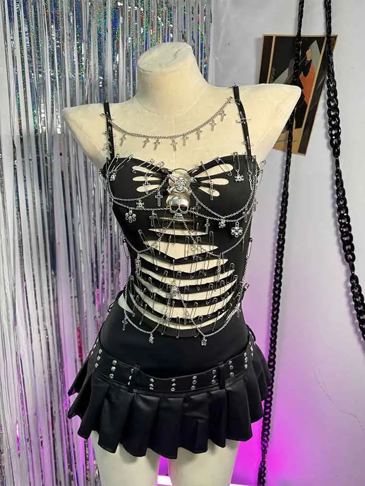 Women's Y2K Gothic Cross Crop Top Emo Grunge Punk Tank Egirl 90s Style Sexy Black Goth ALT T-Shirt for Festival Rave Party Wear